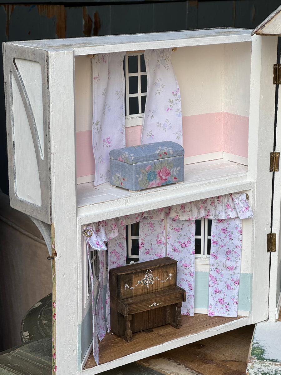 Ben Peck-Whiston - Vintage Refurbished Dollhouse 3