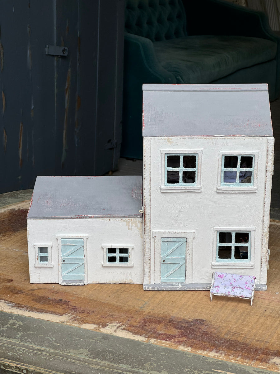 Ben Peck-Whiston - Vintage Refurbished Dollhouse 1