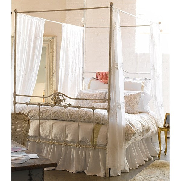 White iron canopy deals bed