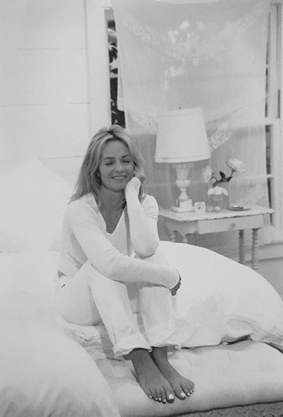 LADY IN WHITE
