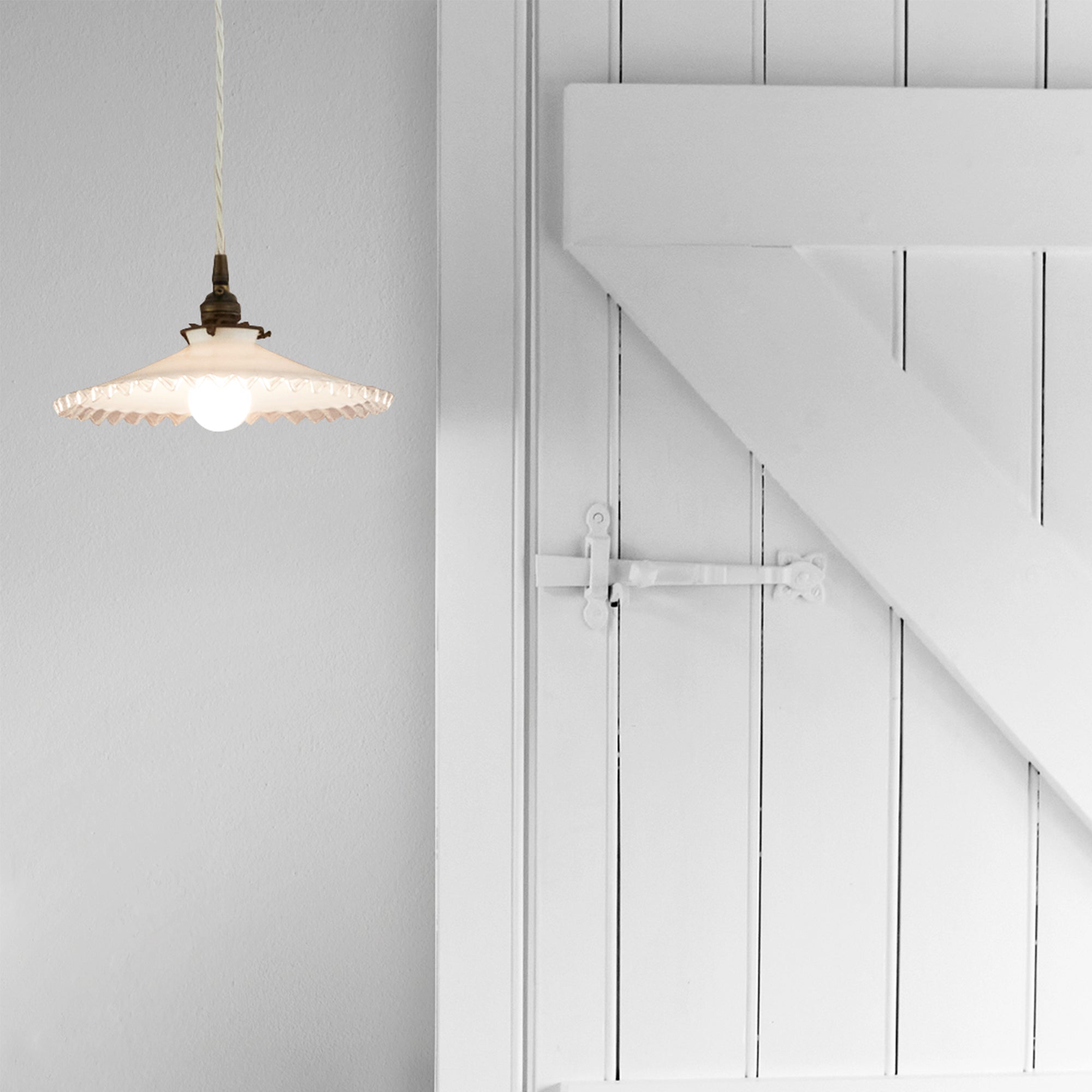 Shabby Chic by Rachel Ashwell® Paint - Shabby White – Rachel