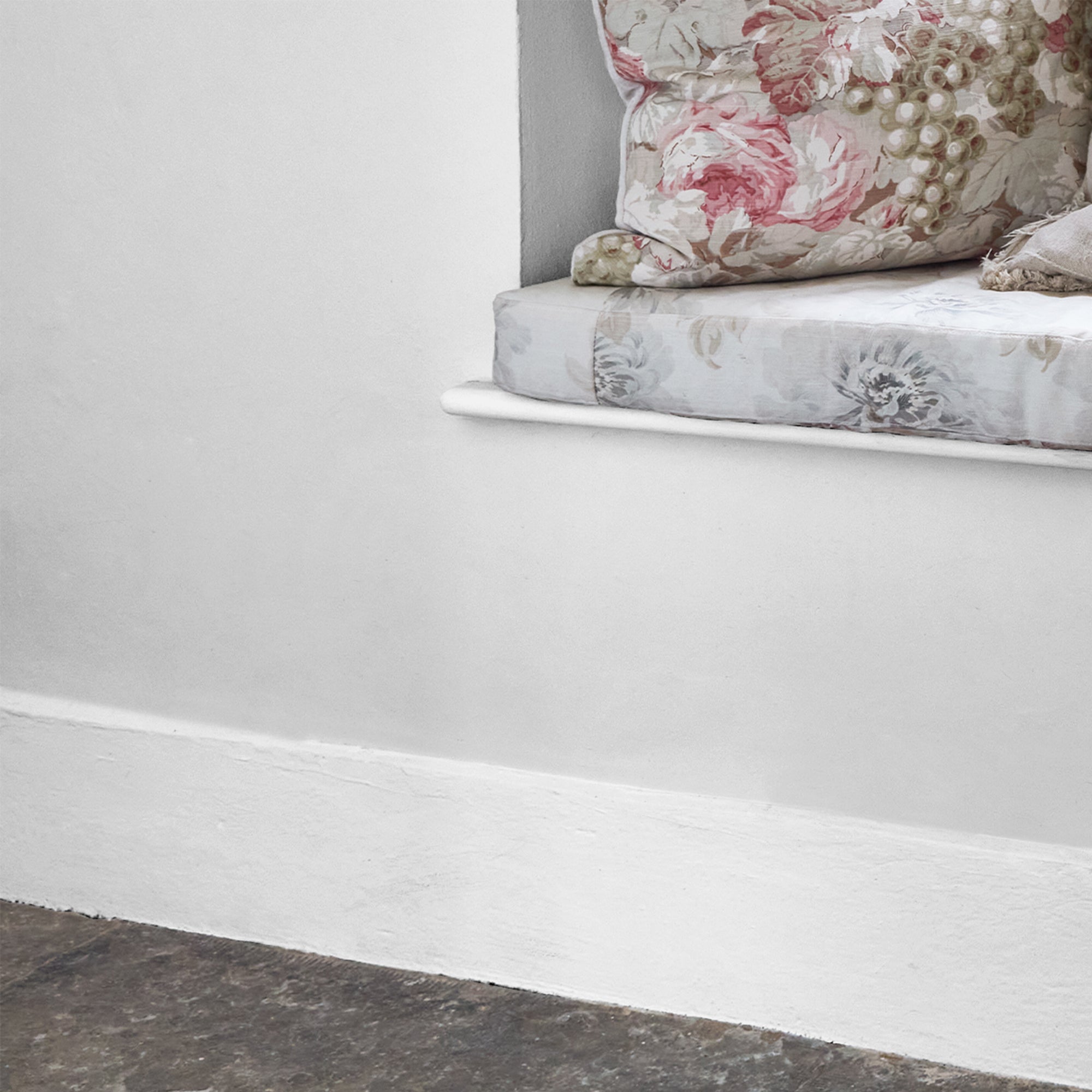Shabby Chic by Rachel Ashwell® Paint - Shabby White – Rachel