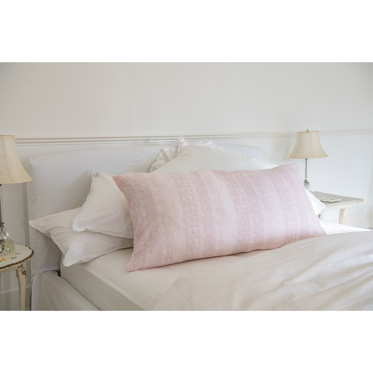 BIG PILLOW STORY – Rachel Ashwell Shabby Chic Couture BIG PILLOW STORY – Rachel Ashwell Shabby Chic Couture