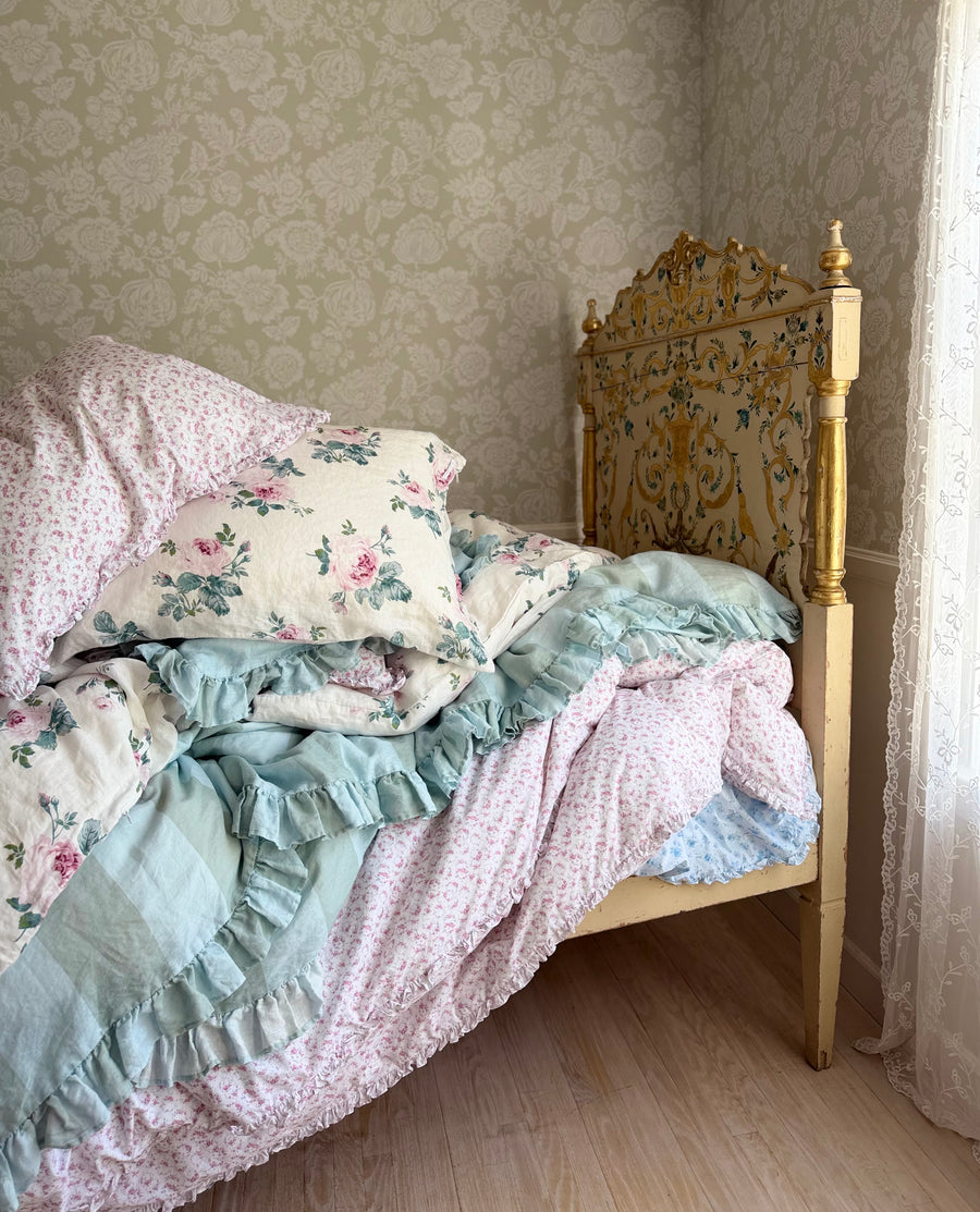 Posey Poplin Bedding