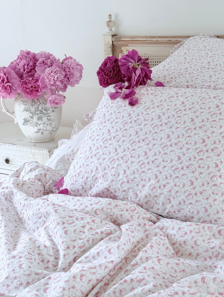 Posey Poplin Bedding