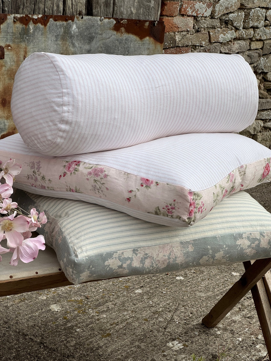 Shabby Chic Farmhouse Throw Pillows (Vintage-Inspired