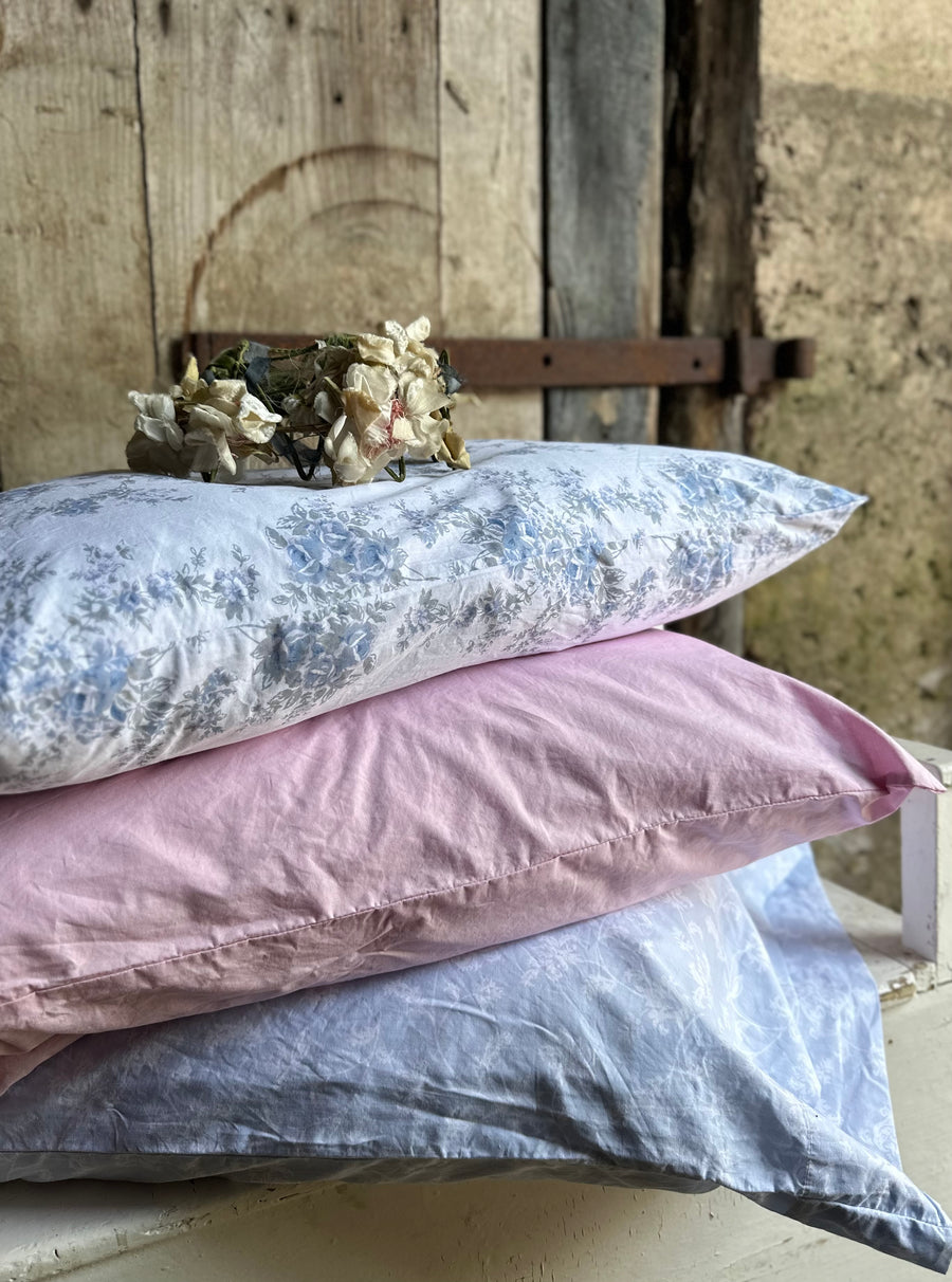 The Farmhouse by Rachel Ashwell - Washed Cotton Pink Sheet Set