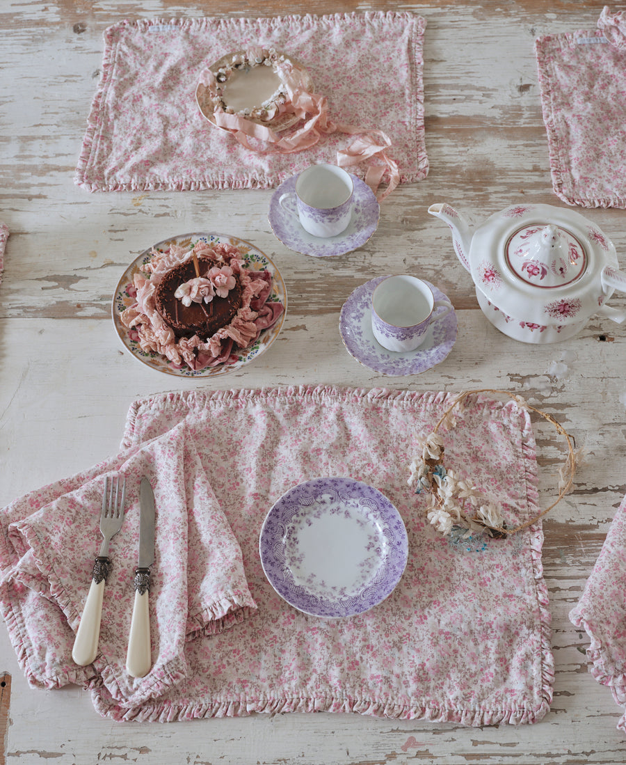 Willa Ruffle Linen Placemats- Set of 4