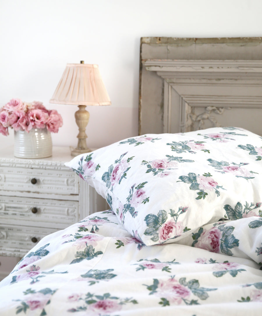 Rose Majesty Bedding