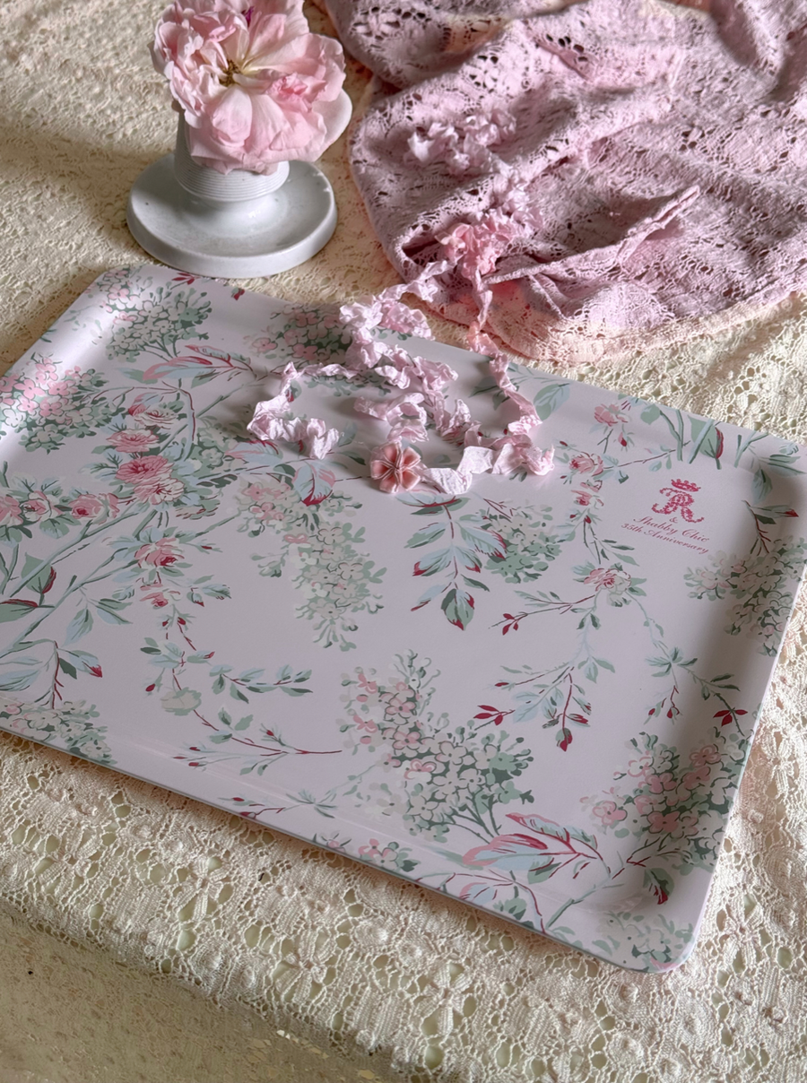 35th Anniversary Trays - Chelsea Pale Pink