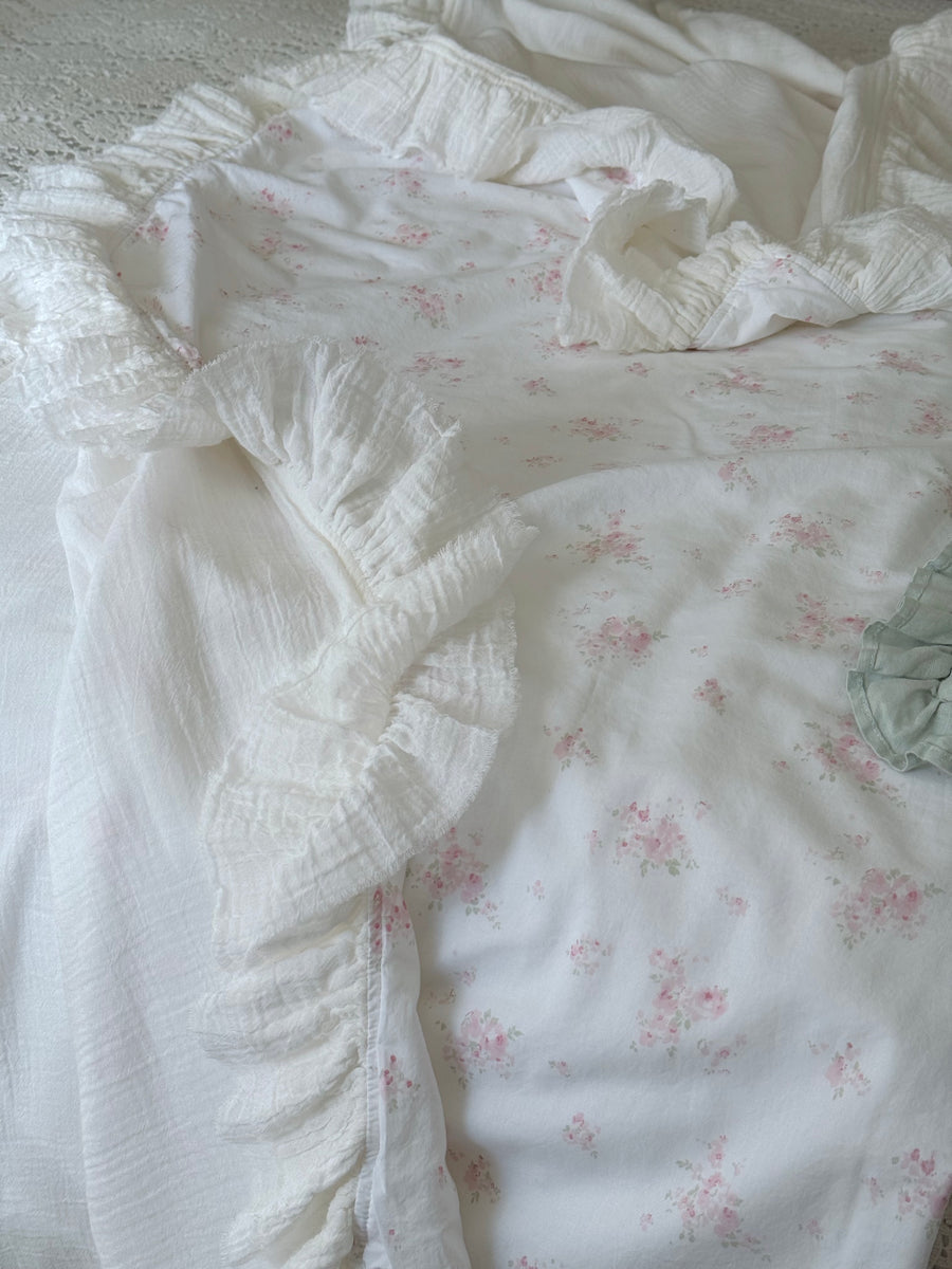 Rosabelle Gauze Ruffle Throw