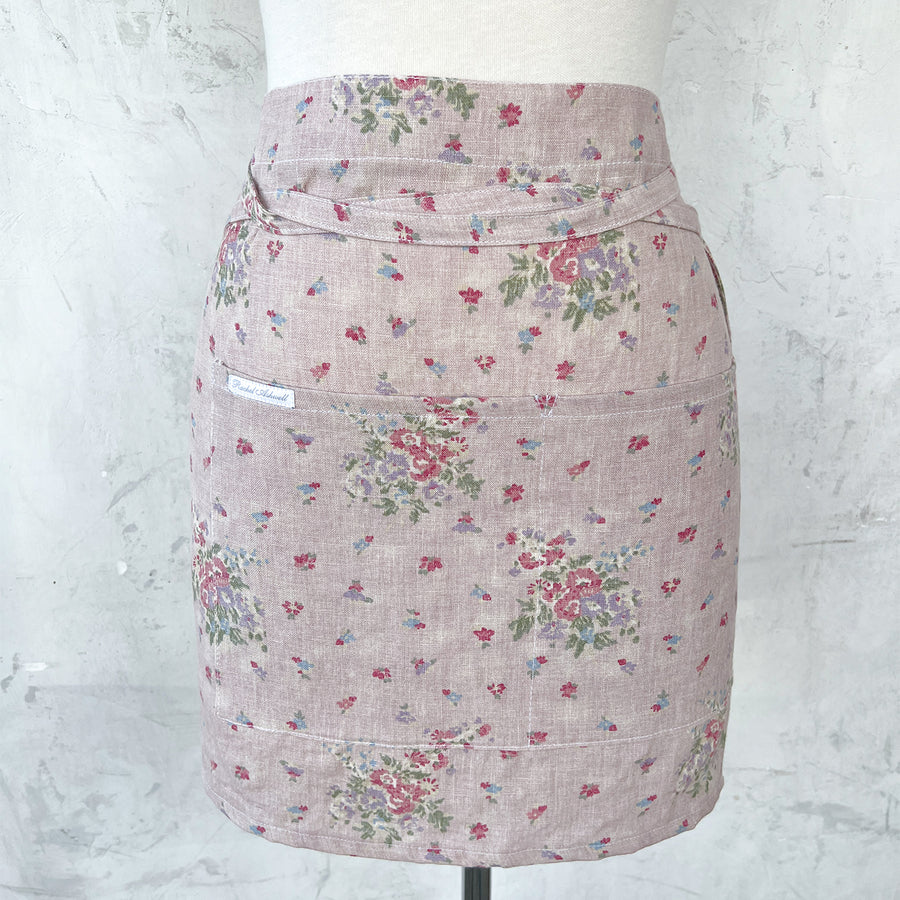 Clover Floral Short Apron