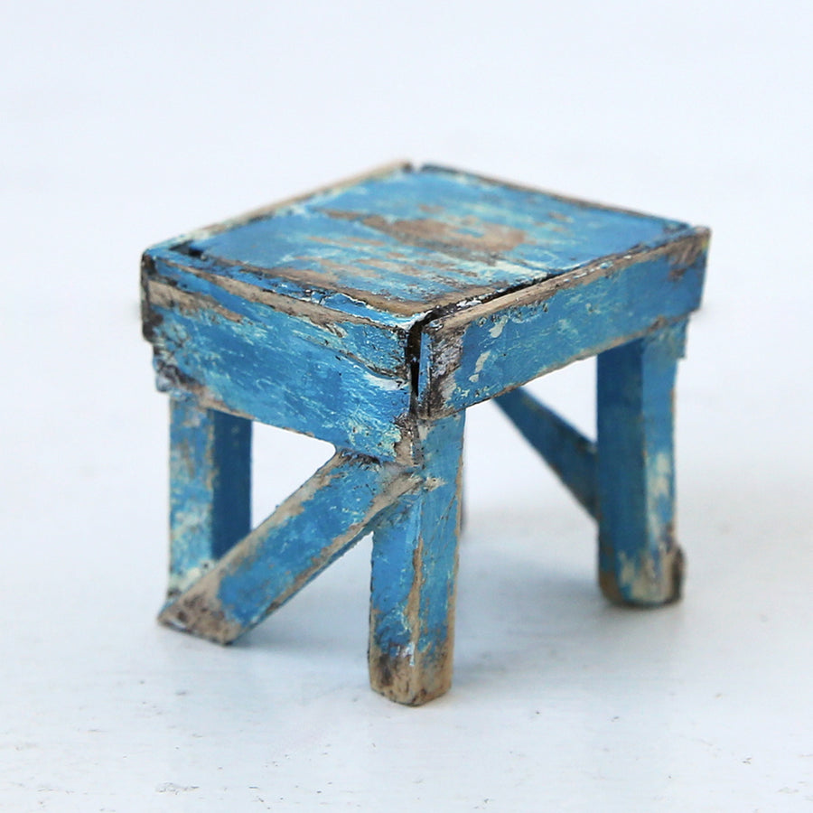 Dollhouse Furniture: Blue Cooper Bench Table