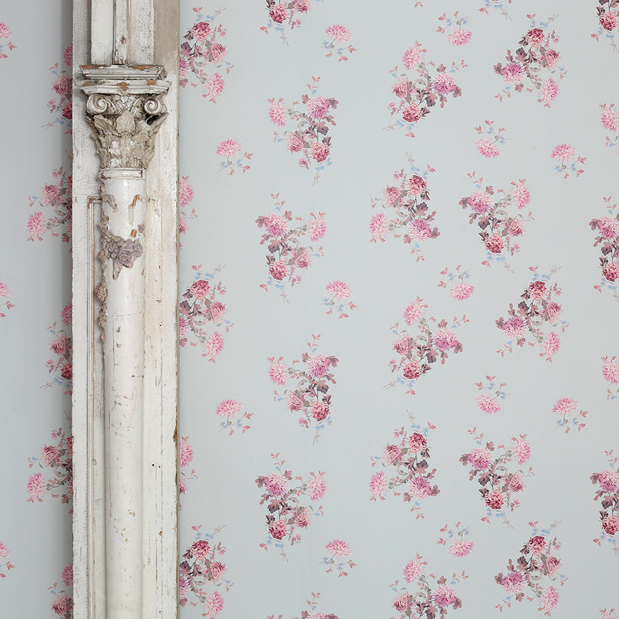 Rachel Ashwell Wallpaper - Dancing Dahlia's Raspberry on Blue