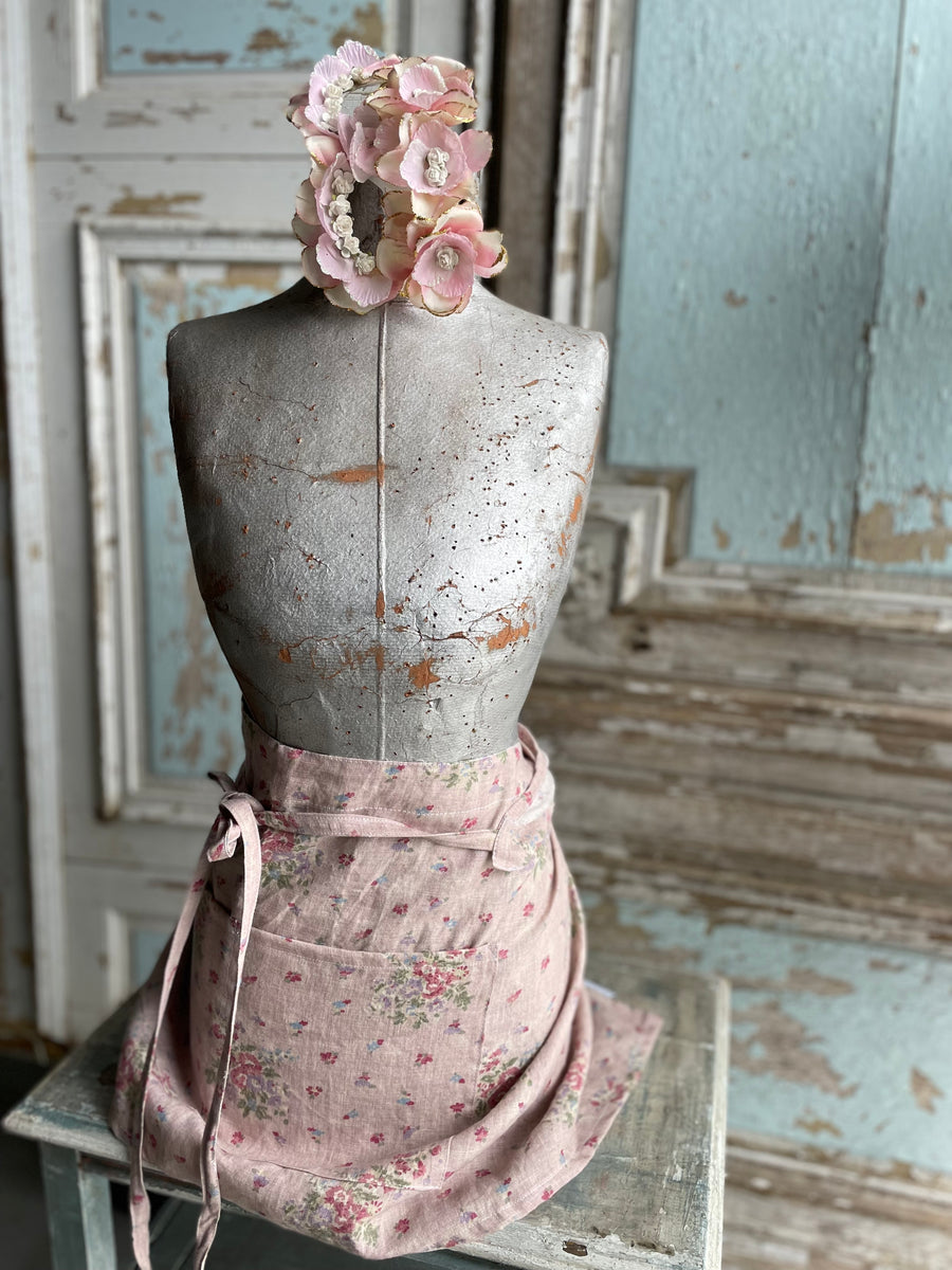 Clover Floral Short Apron Rachel Ashwell Shabby Chic Couture