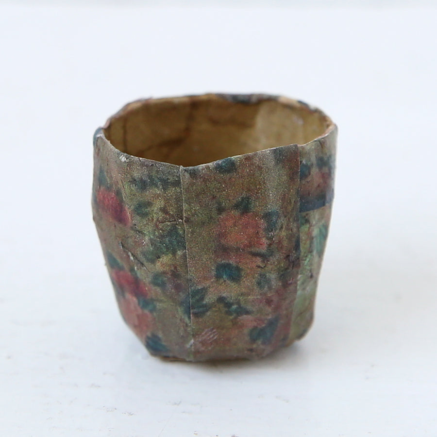 Dollhouse Furniture: Set of 4 Floral Paper Mache Pots