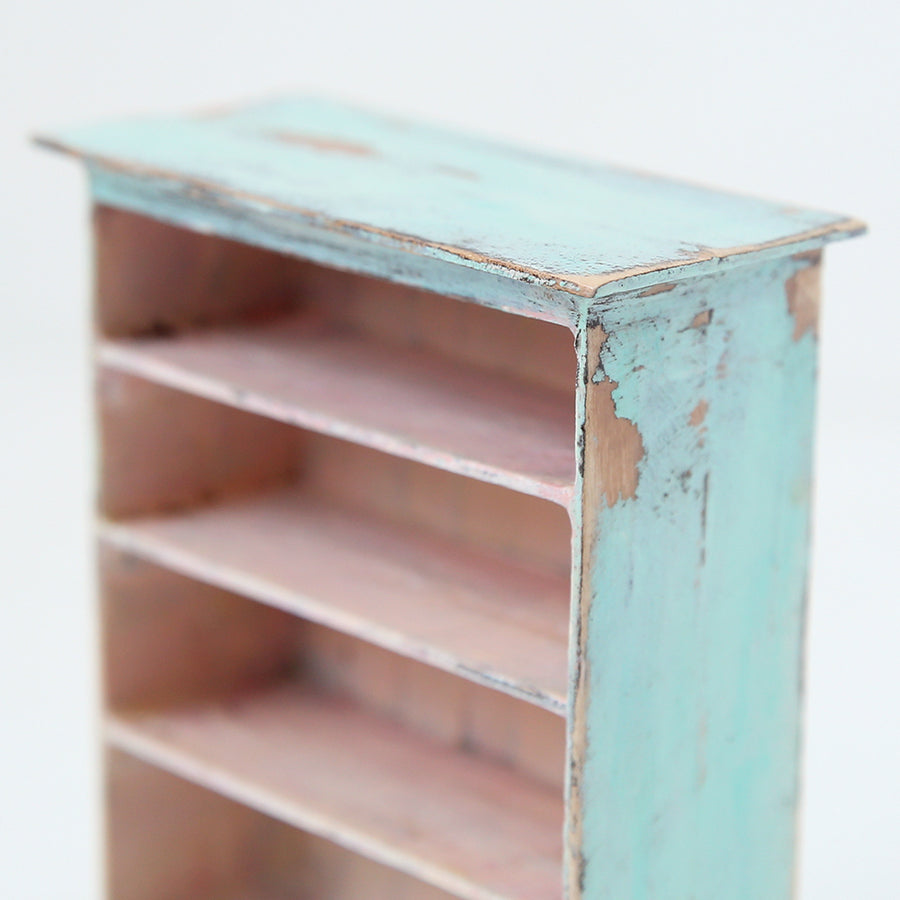 Dollhouse Furniture: Shiloh Bookcase