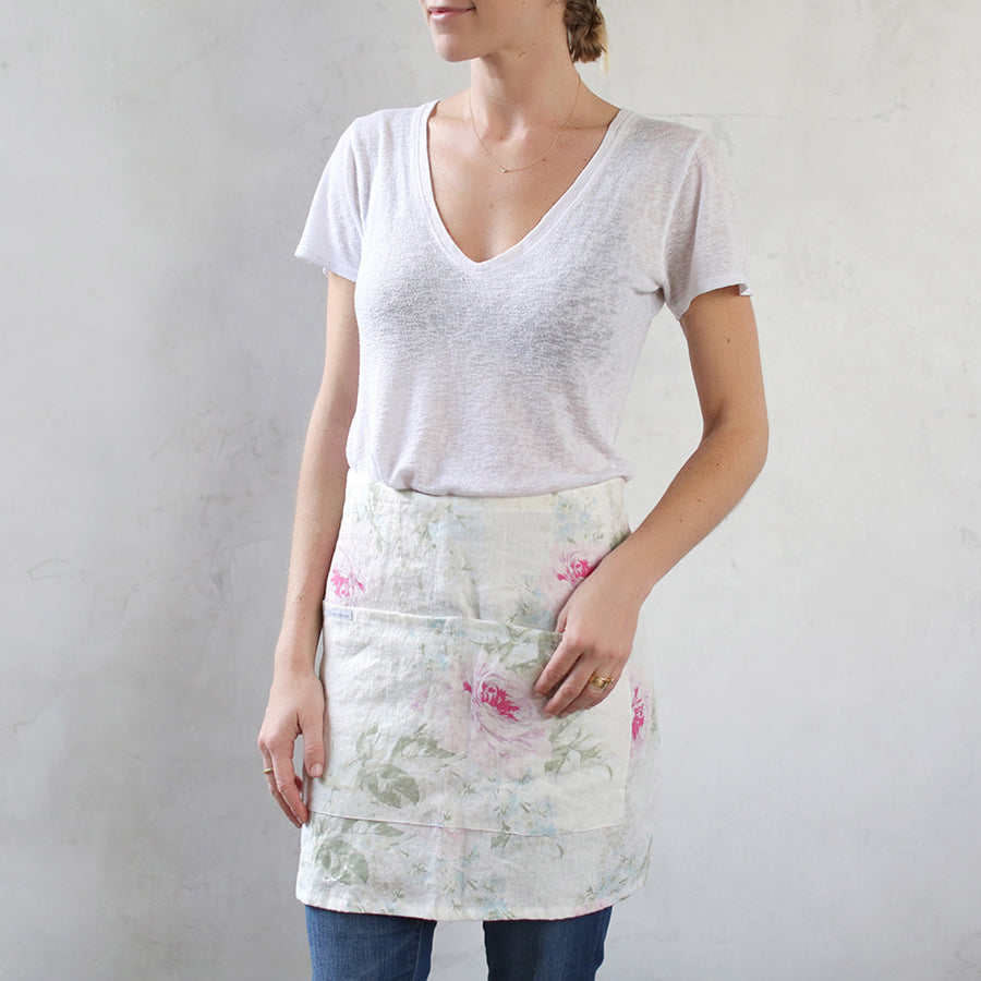 Royal Bouquet Short Apron